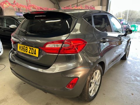 Ford Fiesta ZETEC 19