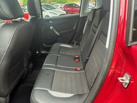 Peugeot 2008 PURETECH ALLURE 10