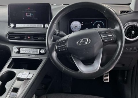 Hyundai KONA 39kWh Premium SUV 5dr Electric Auto (10.5kW Charger) (136 ps) 9