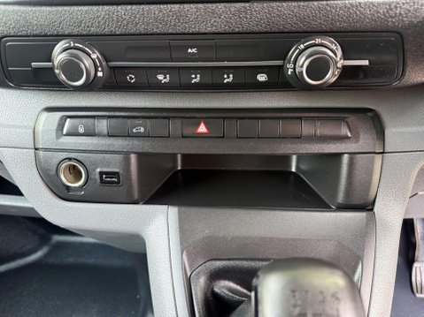 Peugeot Expert BLUEHDI PROFESSIONAL L1 29