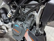 KTM Duke 2016 INCREDIBLY CLEAN LONG MOT ONLY 1K AKRAPOVIC 31