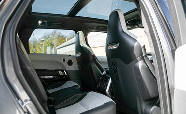 Land Rover Range Rover Sport 5.0 SVR 14
