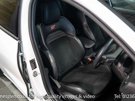 Ford Focus 2.0 Focus ST EcoBlue 5dr 23