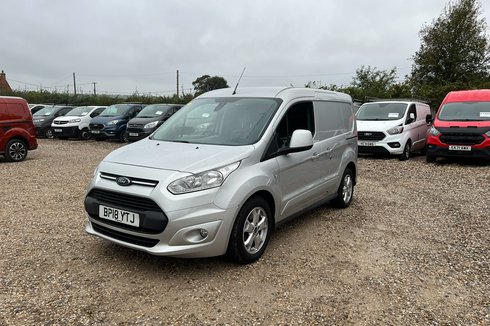 Ford Transit Connect SWB L1H1 Low Roof Limited 200 Air Con Alloys Sensors EURO 6 NO VAT