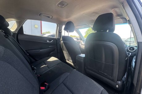 Hyundai KONA 39kWh Premium SUV 5dr Electric Auto (10.5kW Charger) (136 ps) 15