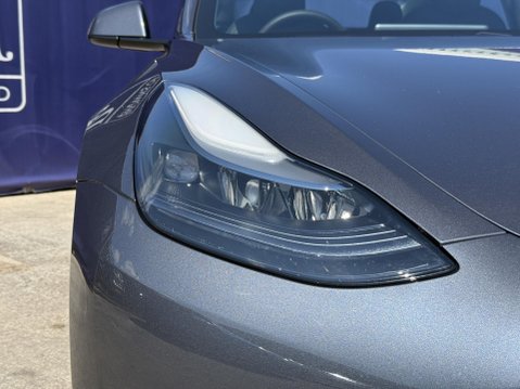 Tesla Model 3 Saloon 4dr Electric Auto RWD (241 bhp) 11