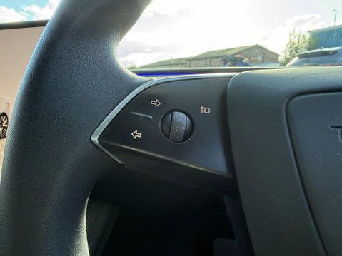 Tesla Model 3 Saloon 4dr Electric Auto RWD (208 ps) 38