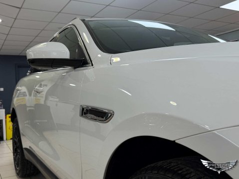 Jaguar F-Pace 2.0 D180 Prestige Auto AWD Euro 6 (s/s) 5dr 66