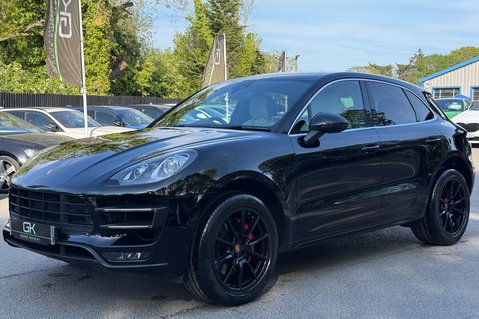 Porsche Macan TURBO PDK - TWO OWNERS -LANE ASSIST -20 INCH ALLOYS -APPLE CAR PLAY 12