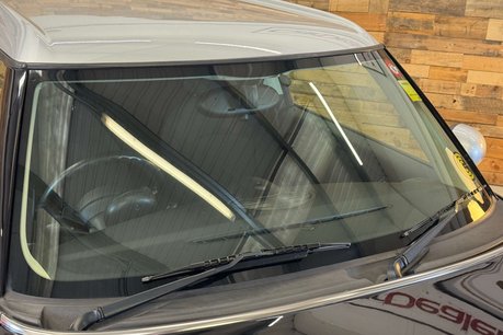 Mini Clubman 1.6 Cooper S Estate 5dr Petrol Steptronic Euro 5 (184 ps) 23