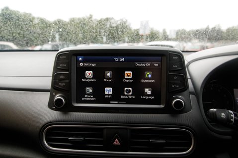 Hyundai KONA PREMIUM SE 30