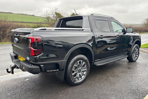 Ford Ranger Wildtrak 4x4 240 ps V6 Double Cab Pickup - Electric Roller Shutter 2