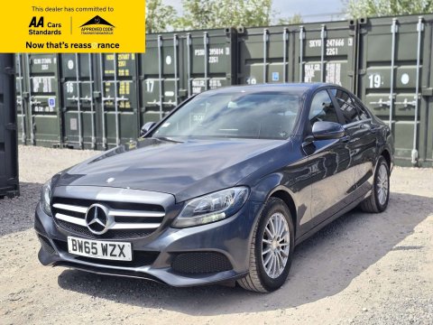 2016 Mercedes-Benz C-Class thumbnail 4