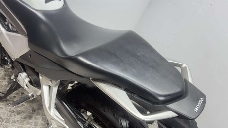 Honda VFR 2011 ONLY 22K NEW MOT SERVICED TOP BOX TOURER 800CC 26