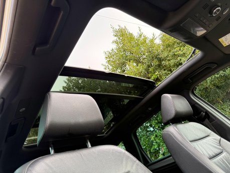 Volkswagen Touareg 3.0 TDI V6 BlueMotion Tech R-Line Tiptronic 4WD Euro 6 (s/s) 5dr 3