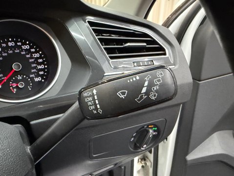Volkswagen Tiguan 2.0 TDI SE Navigation 4Motion Euro 6 (s/s) 5dr 58