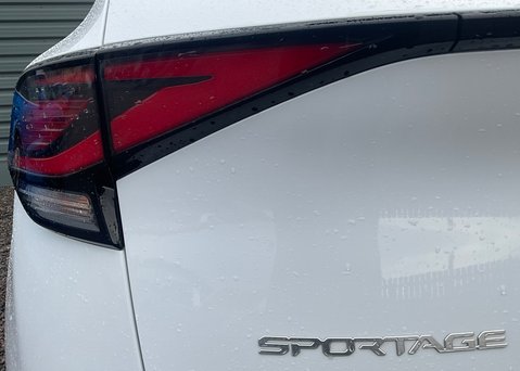 Kia Sportage 1.6T GDi HEV 3 16