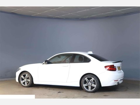 BMW 2 Series 1.5 218i Sport Euro 6 (s/s) 2dr 8