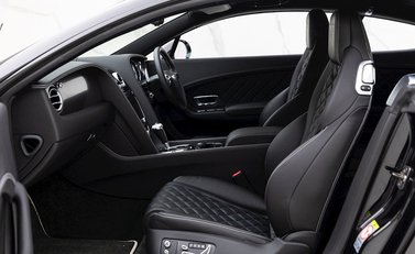 Bentley Continental GT V8 S 13