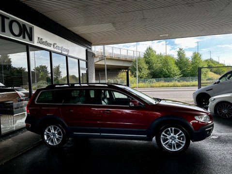 Volvo XC70 2.4 D5 SE Lux Geartronic AWD Euro 5 5dr 8
