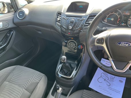 Ford Fiesta ZETEC 11