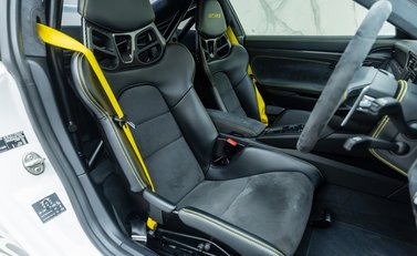 Porsche 911 GT3 RS (991.2) 14