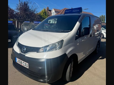 Nissan NV200 1.5 dCi Acenta SWB Euro 6 6dr 3