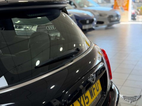 Mini Hatch 2.0 Cooper S Euro 6 (s/s) 3dr 40