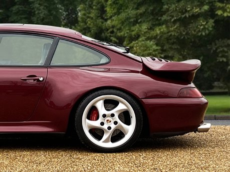 Porsche 911 TURBO 11