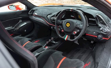 Ferrari 488 Pista 24