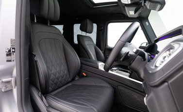 Mercedes-Benz G Series G 350 D 4MATIC AMG LINE PREMIUM 6