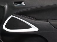 Vauxhall Crossland X GRIFFIN 36