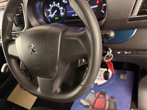 Peugeot Traveller 1.5 BlueHDi Active Standard MPV 5dr Diesel Manual MWB Euro 6 (s/s) (120 ps) 24