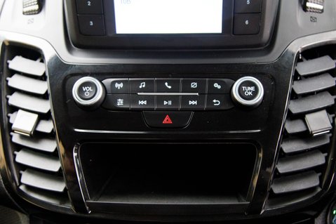 Ford Tourneo Connect TITANIUM TDCI 23