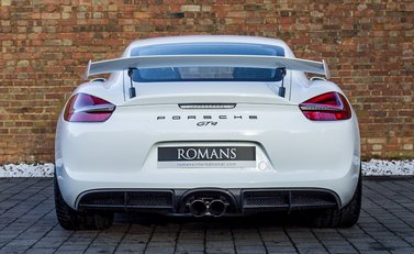Porsche Cayman GT4 14
