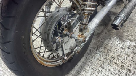 Yamaha XV 400 1995 37k running project bike spares or repair cruiser 400cc 16