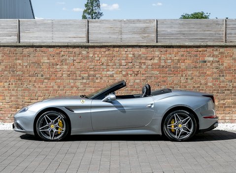 Ferrari California T 2