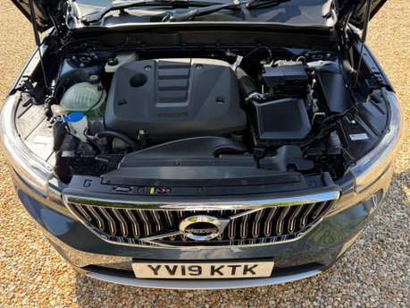 Volvo XC40 2.0 D4 Inscription Pro Auto AWD Euro 6 (s/s) 5dr 16