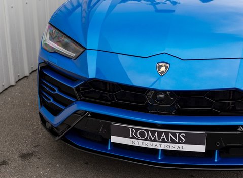 Lamborghini Urus 27
