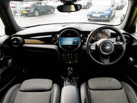 Mini Hatch COOPER S LEVEL 2