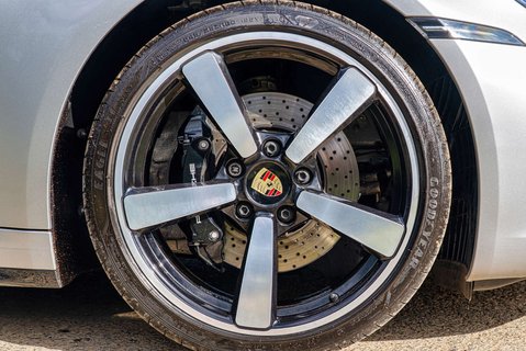 Porsche 911 3.0 911 Carrera S Auto 2dr 6