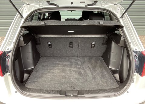 Suzuki Vitara SZ-T BOOSTERJET MHEV 23