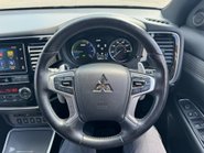 Mitsubishi Outlander 2.4h TwinMotor 13.8kWh 4h CVT 4WD Euro 6 (s/s) 5dr 22