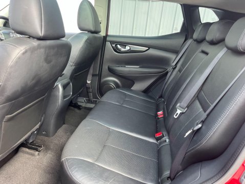Nissan Qashqai 1.6 dCi Tekna 2WD Euro 6 (s/s) 5dr 34