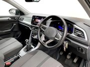 Volkswagen T-Roc 1.5 TSI Life SUV 5dr Petrol Manual Euro 6 (s/s) (150 ps) Air Con - Alloys - 12