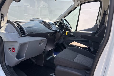 Ford Transit 460 L4 H3 17 Str Minibus with Air Con - Direct from MOD 13