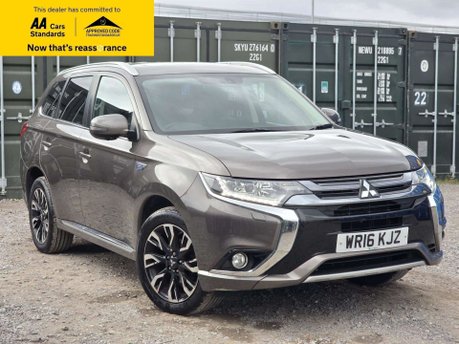 Mitsubishi Outlander 2.0h 12kWh GX4h SUV 5dr Petrol Plug-in Hybrid CVT 4WD Euro 6 (s/s) (200 ps) 1