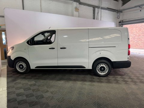 Vauxhall Vivaro 2.0 Vivaro F3100 Prime S/S 6dr 4
