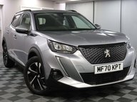 Peugeot 2008 PURETECH S/S ALLURE PREMIUM 19