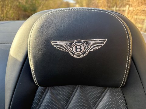 Bentley Continental GTC V8 26